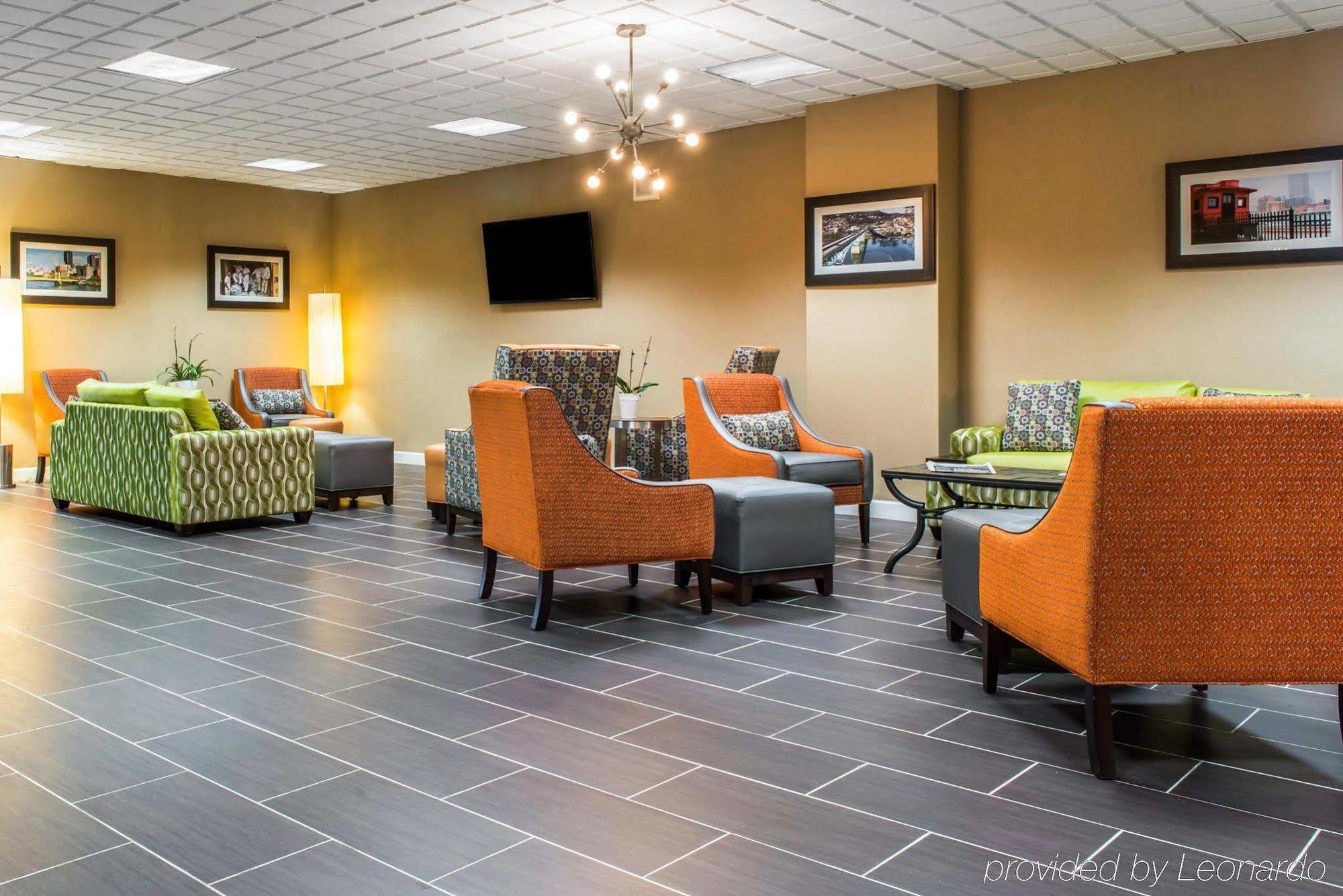 Quality Inn New Kensington Extérieur photo